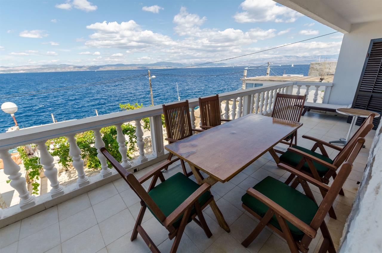 Apartment Barba Rogač Exteriör bild