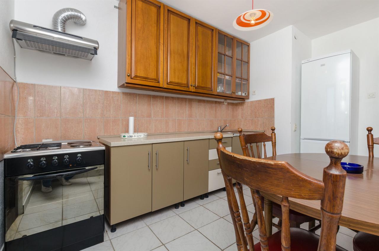 Apartment Barba Rogač Exteriör bild