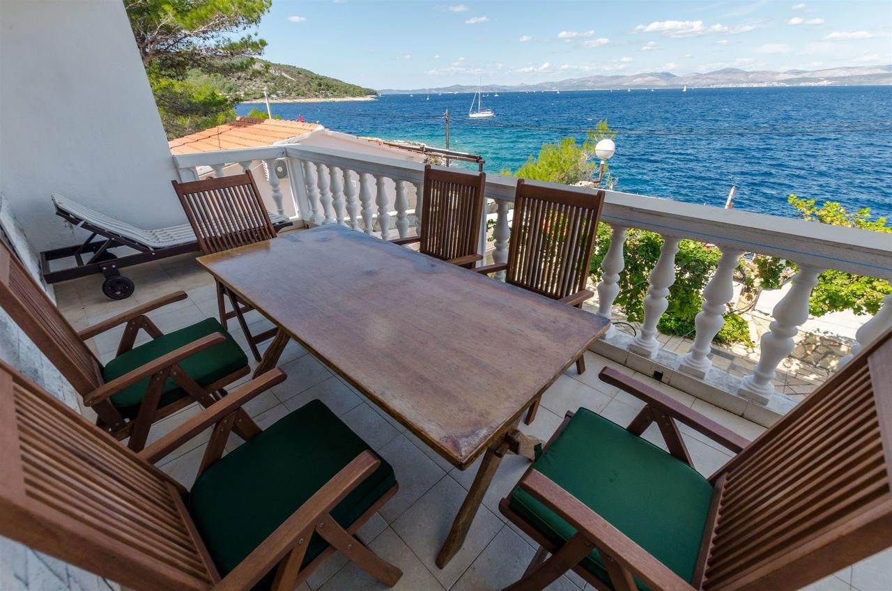Apartment Barba Rogač Exteriör bild